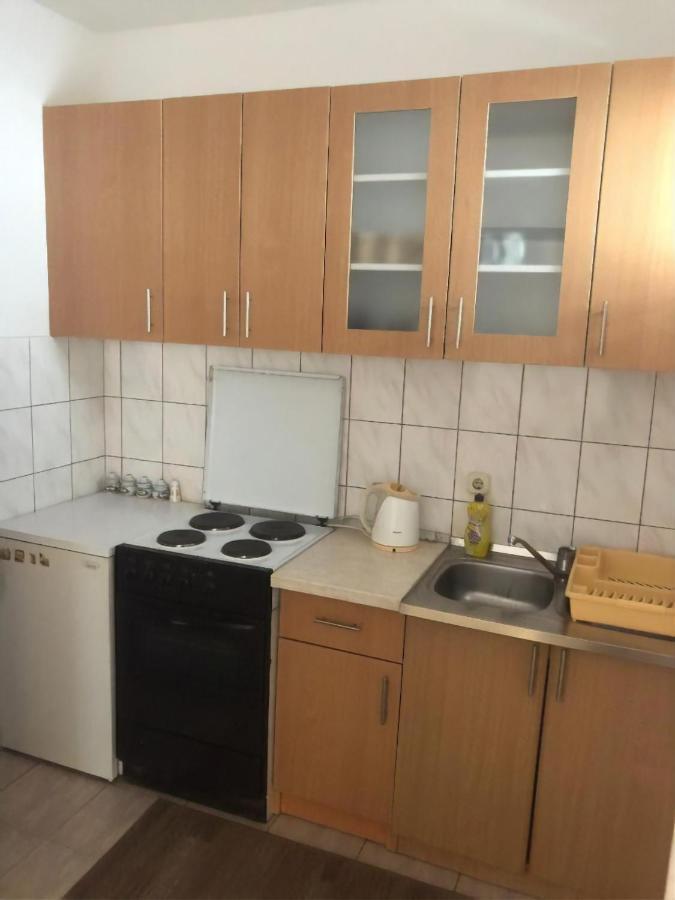 Cheap House Near The Center Of The City 莫斯塔尔 外观 照片